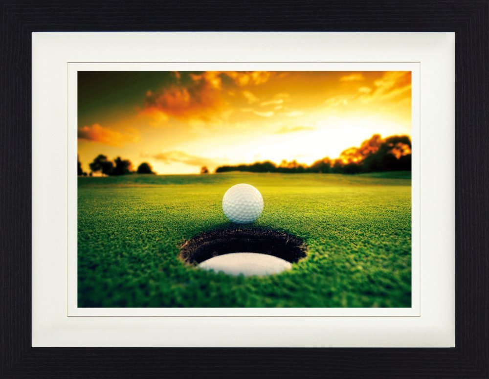 1art1 Bild mit Rahmen Golf - Golfball An Der Loch-Kante von 1art1