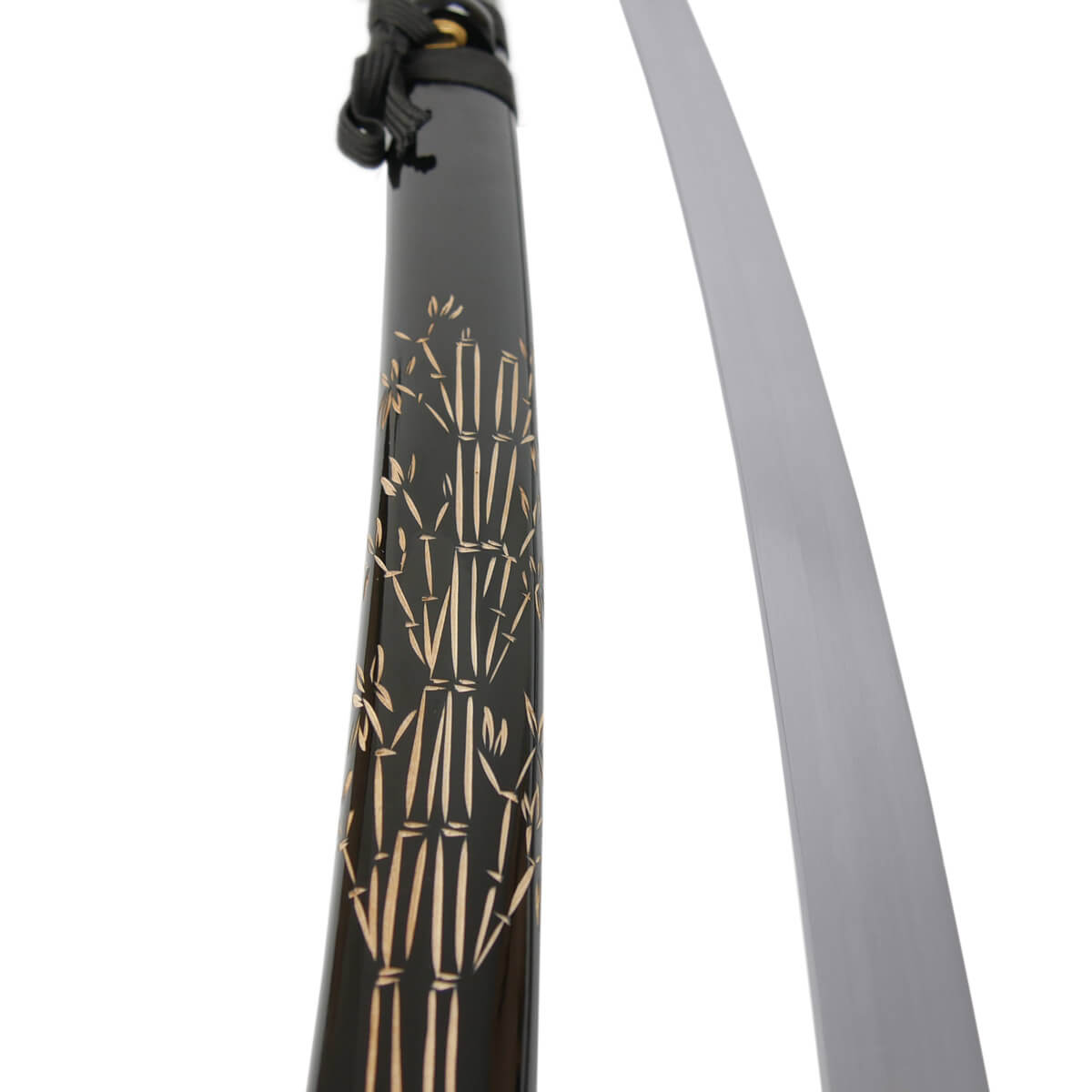 Katana mit eingeschnitztem Bambus auf der Schwertscheide von DerShogun