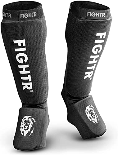 FIGHTR Premium Schienbeinschoner für Kampfsport, Kickboxen, Boxen. Schienbeinschützer für Erwachsene (Schwarz, Erwachsene) von FIGHTR