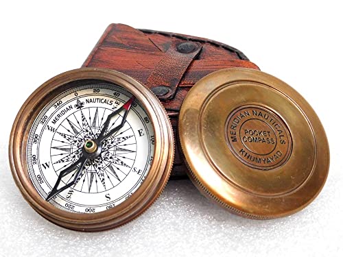 KHUMYAYAD Olid Brass Taschenkompass Navigationskompass Vintage nautisch voll funktionsfähiger Kompass mit Lederetui von KHUMYAYAD