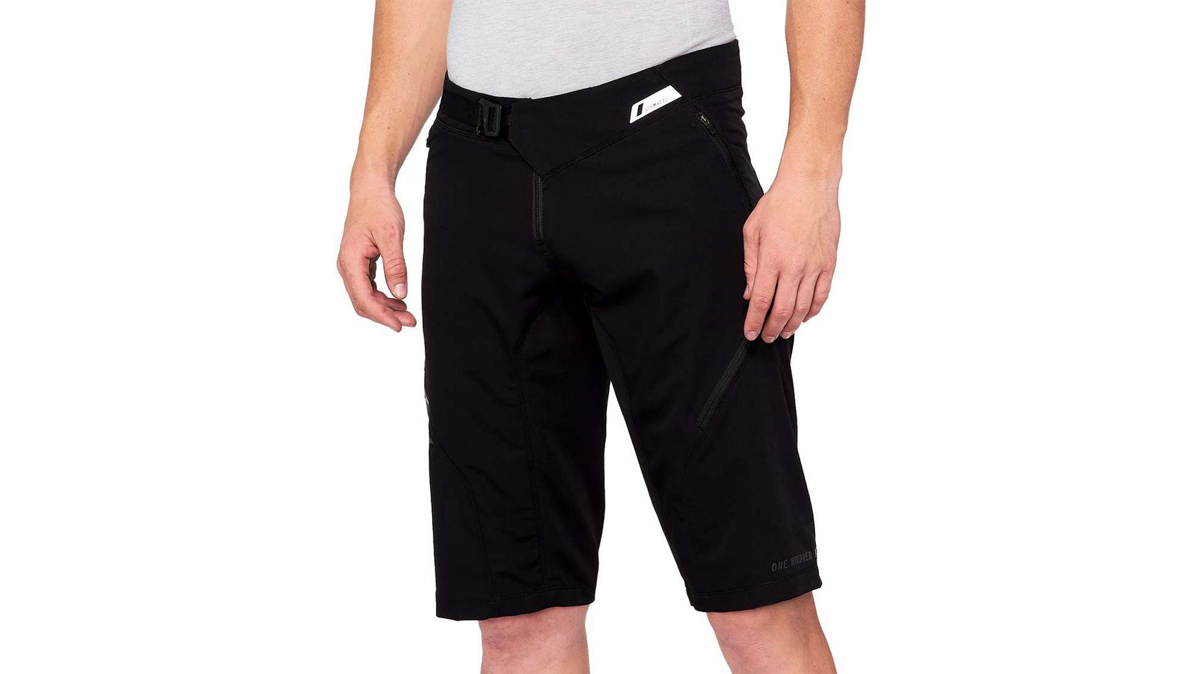 100% Airmatic Enduro/Trail Shorts von 100%