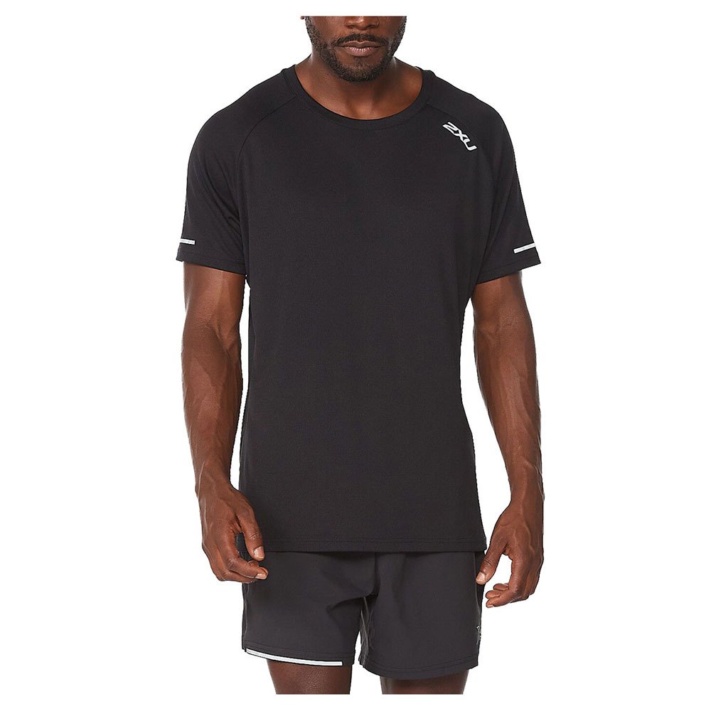 2xu Aero Short Sleeve T-shirt Schwarz L Mann von 2xu