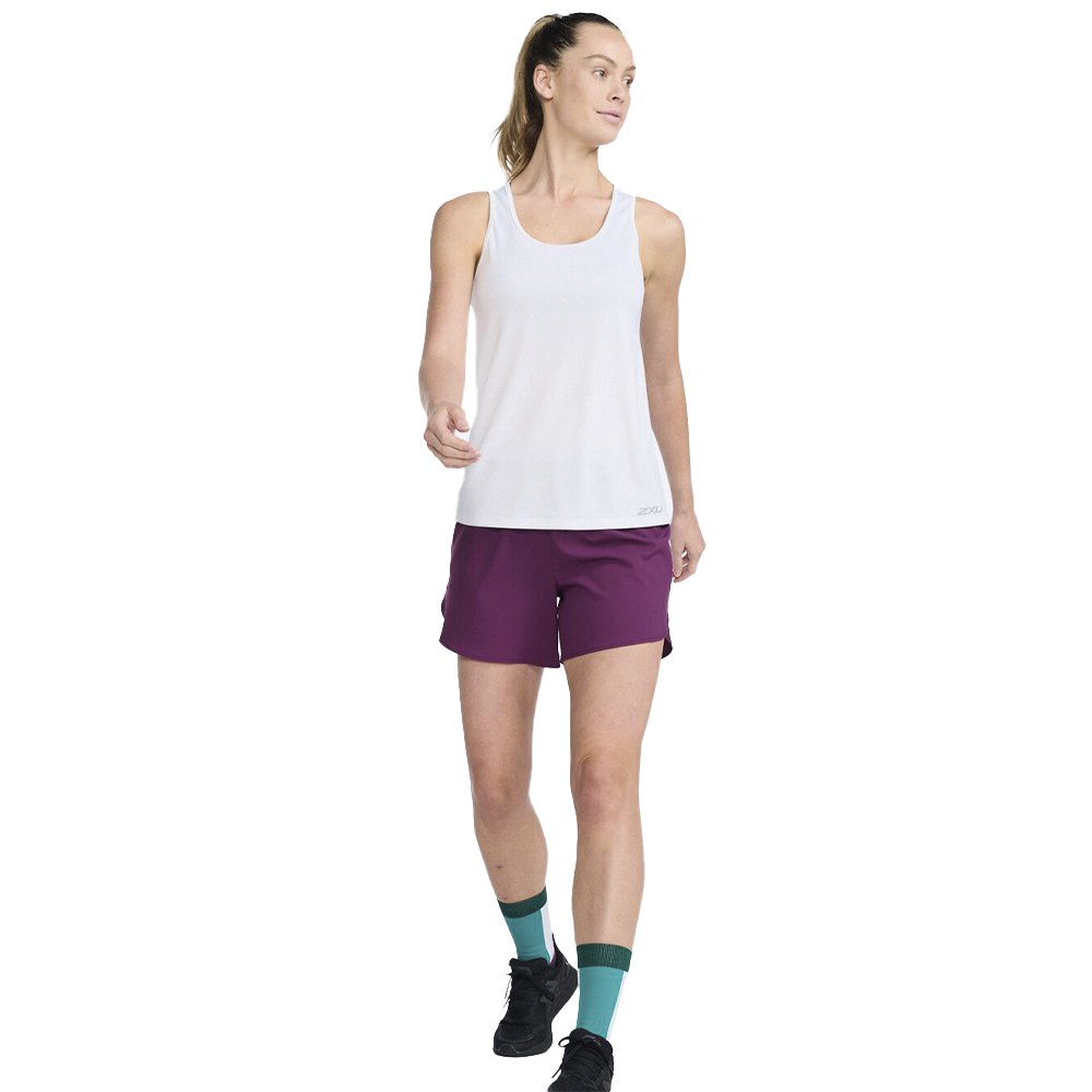2xu Aero Singlet Sleeveless T-shirt Weiß M Frau 2xu Aero Singlet Sleeveless T-shirt Weiß M Frau von 2xu