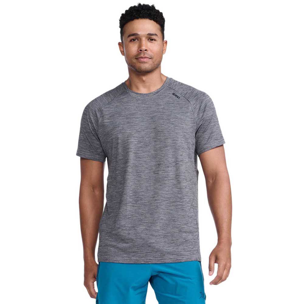 2xu Motion Short Sleeve T-shirt Grau S Mann 2xu Motion Short Sleeve T-shirt Grau S Mann von 2xu