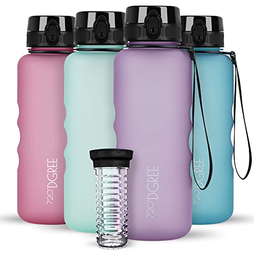 720°DGREE Trinkflasche 1,5l “uberBottle“ softTouch +Früchtebehälter - BPA-Frei - Wasserflasche für Gym, Fitness, Outdoor, Wandern - XL Tritan Sportflasche: Groß, Leicht, Stoßfest, Wiederverwendbar von 720°DGREE