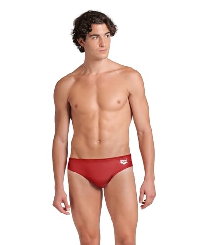 arena Dynamo R Kurze Herren-Badehose, Herren-Badehose Schnelltrocknend, Chlor- und Salzwasser-Beständiges MaxFit Eco-Gewebe, UPF 50+ UV-Schutz von ARENA