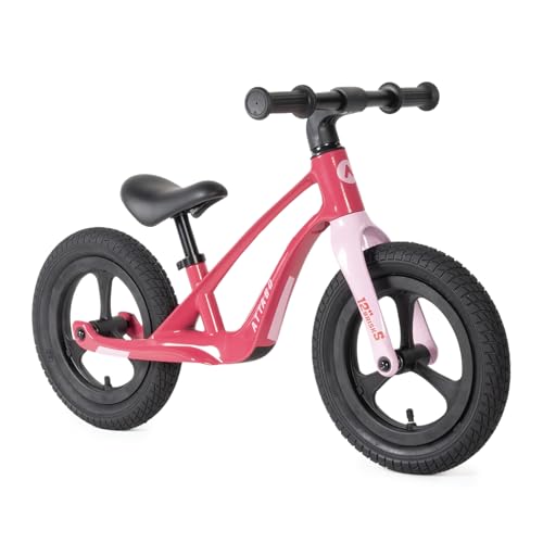 ATTABO Kinderlauflernrad Brisk S in Rosa mit Magnesium-Rahmen Räder 12“ Verstellbarer Sattel Konturierte Fußrasten Erhöhte Sicherheit Leichtgewicht 3,8 kg Maximalgewicht 25 kg Balancebike für Kinder von ATTABO