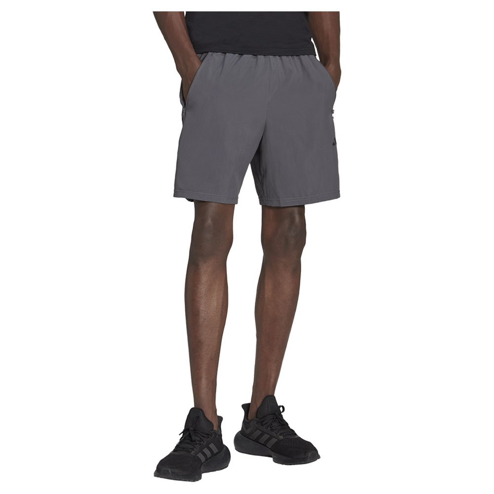 Adidas Train Essentials Woven 5´´ Shorts Grau S Mann Adidas Train Essentials Woven 5´´ Shorts Grau S Mann von Adidas