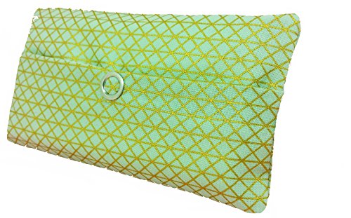 Taschentücher Tasche grün Gold Geometrie Dreieck Design Adventskalender Befüllung Wichtelgeschenk Mitbringsel Give Away Mitarbeiter Weihnachten Taschentücher Tasche grün Gold Geometrie Dreieck Design Adventskalender Befüllung Wichtelgeschenk Mitbringsel Give Away Mitarbeiter Weihnachten von AnneSvea