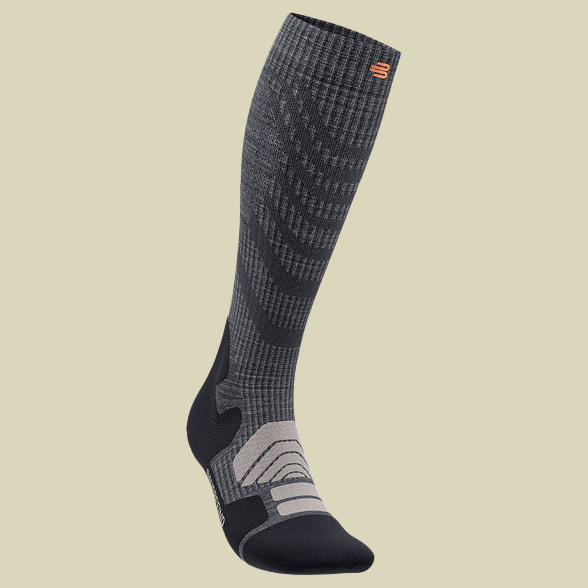 Outdoor Merino Compression Socks Men 42-45 S grau - lava grey von BAUERFEIND