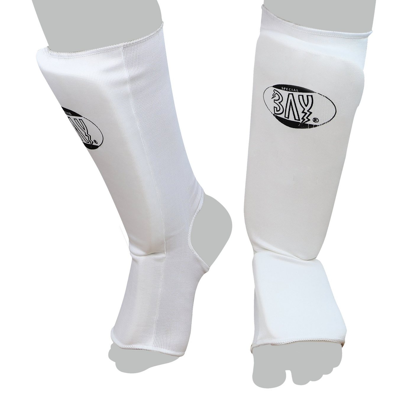 BAY-Sports Schienbeinschutz Kampfsport Kickboxen Karate MMA Thaiboxen Muay Thai MTC weiß, waschfest, elastisch, XXS - XL BAY-Sports Schienbeinschutz Kampfsport Kickboxen Karate MMA Thaiboxen Muay Thai MTC weiß, waschfest, elastisch, XXS - XL von BAY-Sports