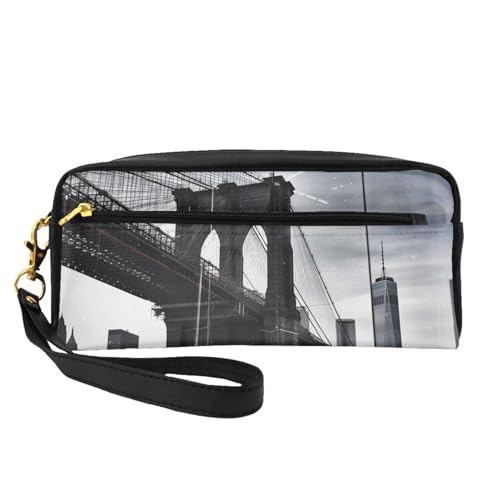 Brooklyn Bridge bedruckte Make-up-Tasche aus Leder mit Handschlaufe, tragbare Reise-Kulturbeutel, Kosmetik-Organizer-Tasche für Damen, Schwarz , Einheitsgröße, Kosmetiktasche von BNVSADC