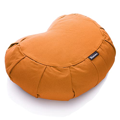 BODYMATE Halbmond Yogakissen 42cm lang 30cm breit und 15cm hoch Orange mit Buchweizen-Spelz Füllung – Maschinenwaschbarer Bezug aus 100% extra Dicker Baumwolle – Meditationskissen – Sitzkissen BODYMATE Halbmond Yogakissen 42cm lang 30cm breit und 15cm hoch Orange mit Buchweizen-Spelz Füllung – Maschinenwaschbarer Bezug aus 100% extra Dicker Baumwolle – Meditationskissen – Sitzkissen von BODYMATE