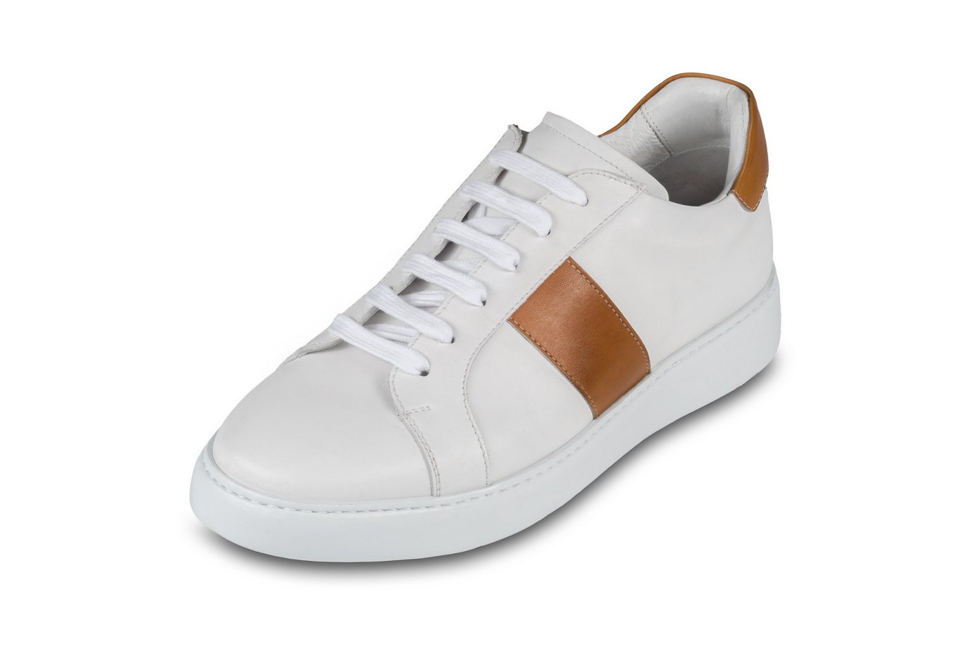 BRECOS Leder Sneaker in weiß mit cognak braunen Applikationen, handgefertigt Sneaker BRECOS Leder Sneaker in weiß mit cognak braunen Applikationen, handgefertigt Sneaker von BRECOS