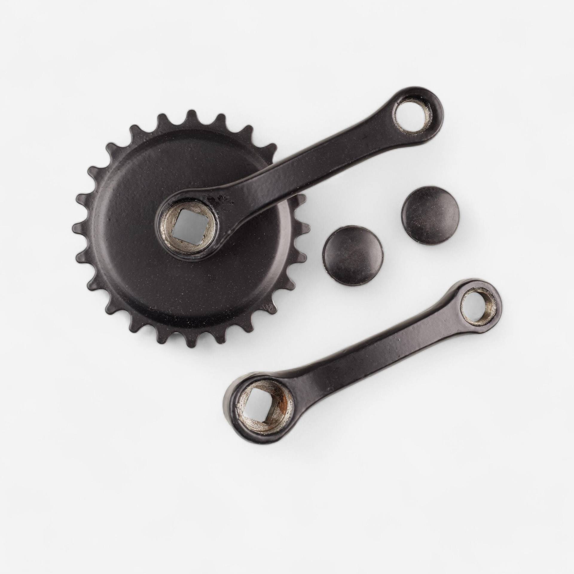 Einfach-Kurbelsatz 24 Zähne mit 100 mm Kurbeln Einfach-Kurbelsatz 24 Zähne mit 100 mm Kurbeln von BTWIN