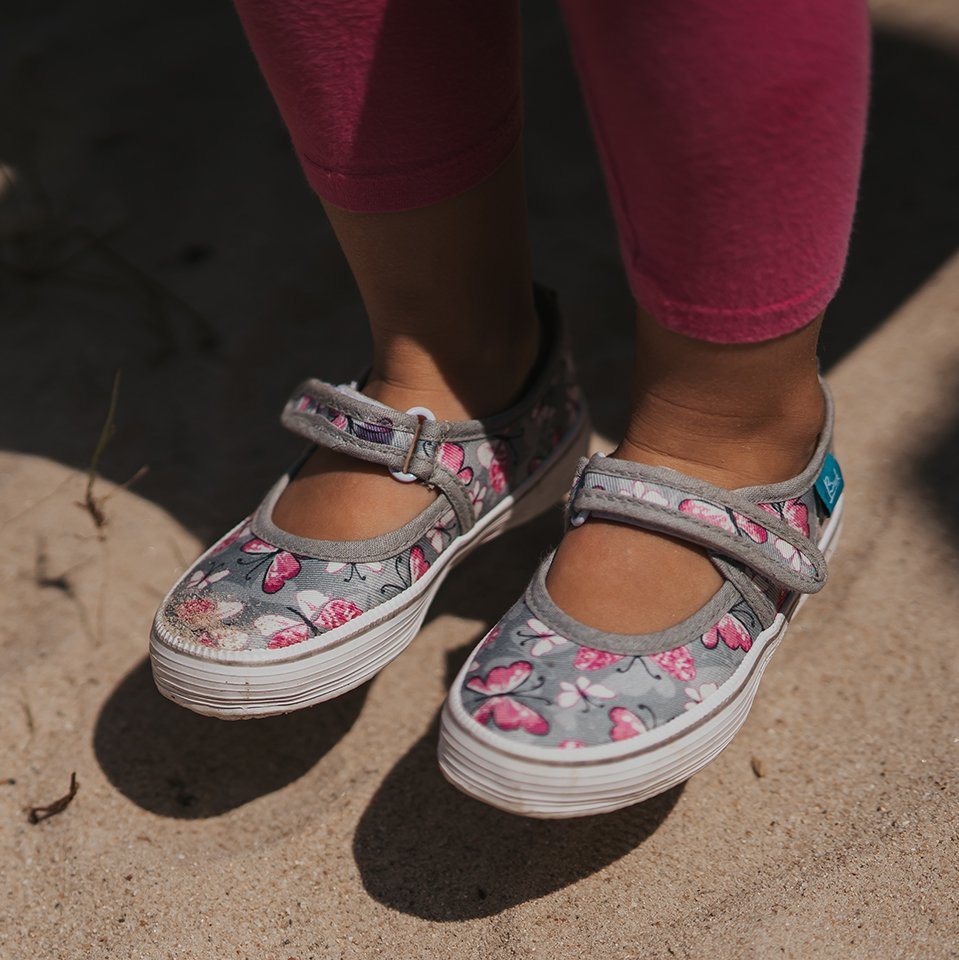 Beck - leichter Leinenschuh Harmonie, Mädchen- Ballerina (für drinnen und draußen geeignet, super süß zu einem Sommerkleid) rutschfeste Laufsohle Beck - leichter Leinenschuh Harmonie, Mädchen- Ballerina (für drinnen und draußen geeignet, super süß zu einem Sommerkleid) rutschfeste Laufsohle von Beck