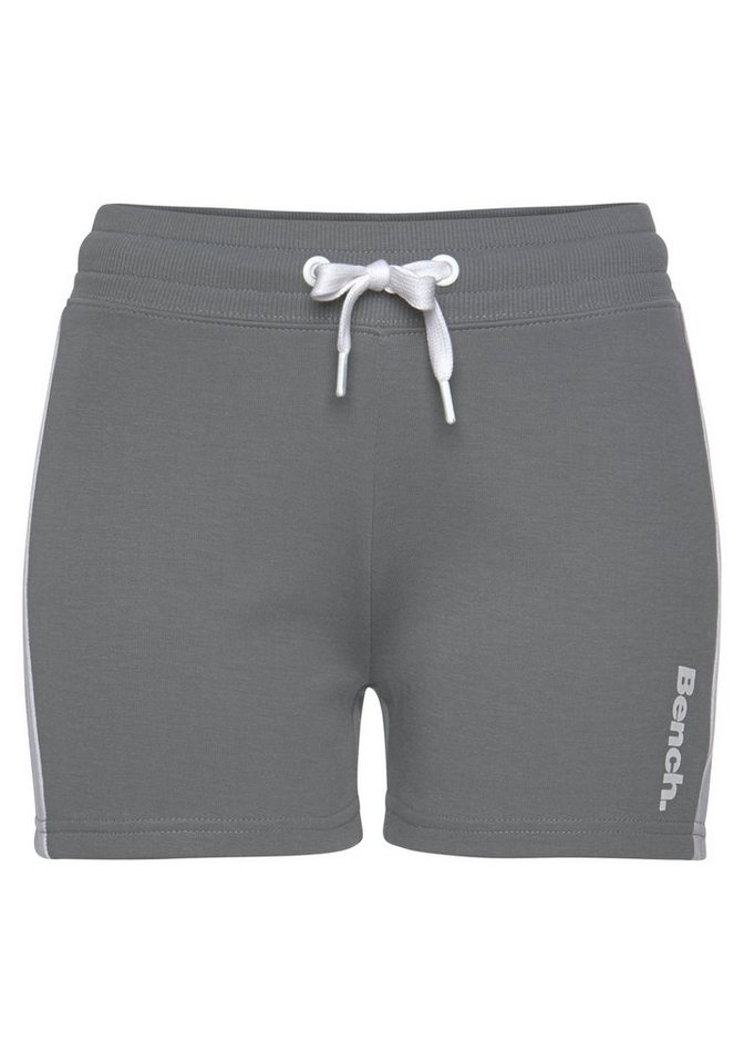 Bench. Loungewear Relaxshorts -Kurze Hose mit Seitenstreifen, Loungeanzug von Bench. Loungewear