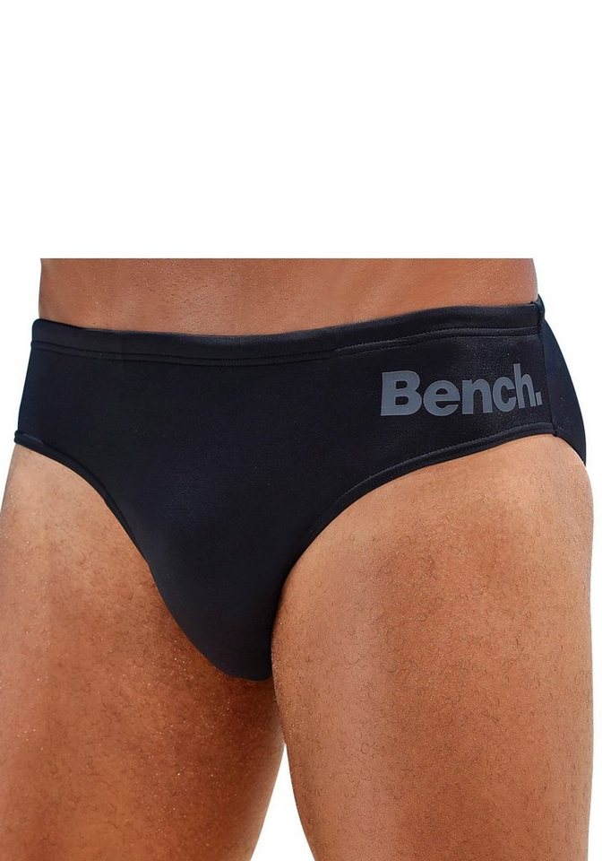 Bench. Badeslip klassischer Stil, mit Innenkordel Bench. Badeslip klassischer Stil, mit Innenkordel von Bench.