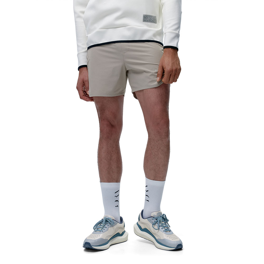 Born Living Yoga Malaui Shorts Grau M Mann Born Living Yoga Malaui Shorts Grau M Mann von Born Living Yoga