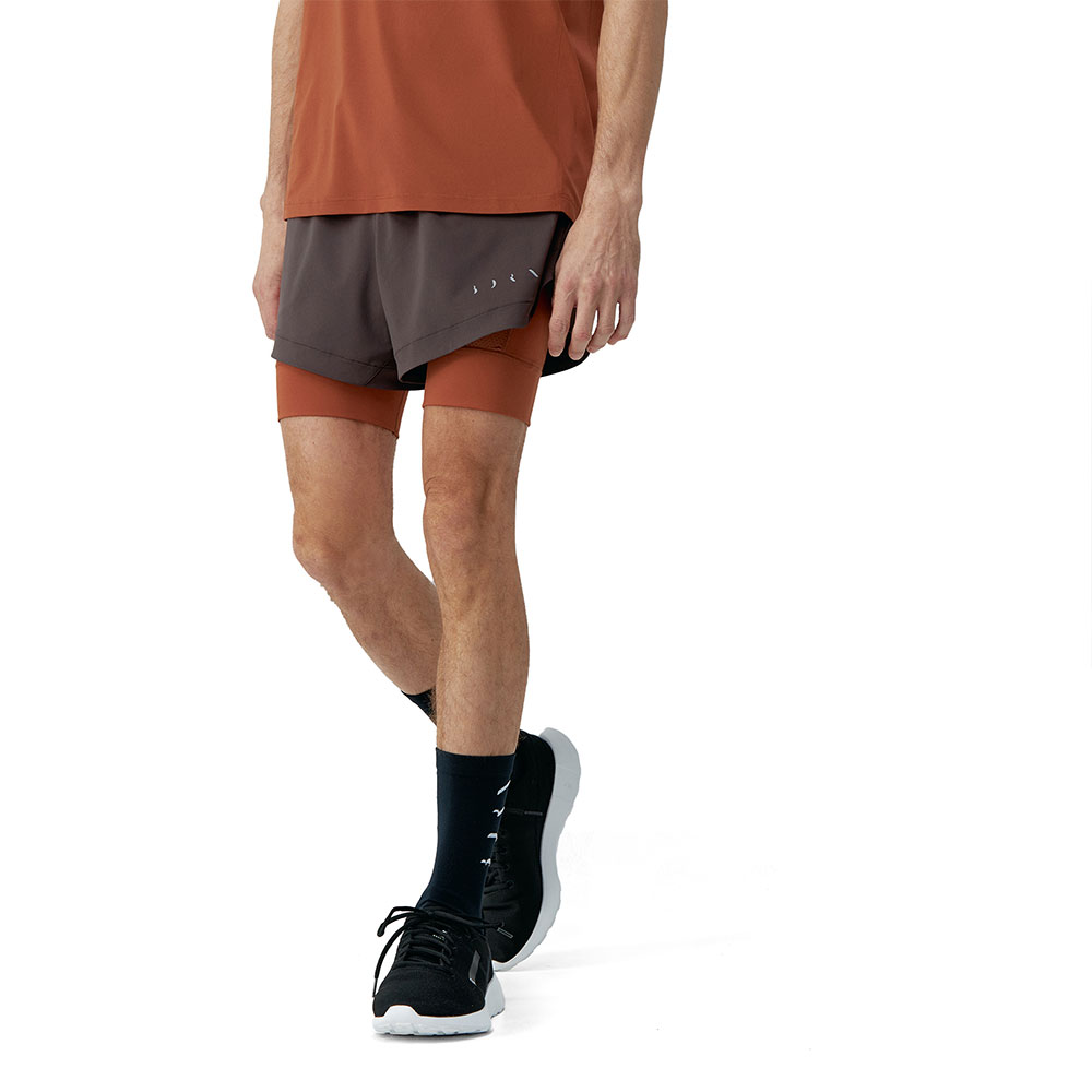 Born Living Yoga Mashu 2 In 1 Shorts Braun XL Mann Born Living Yoga Mashu 2 In 1 Shorts Braun XL Mann von Born Living Yoga