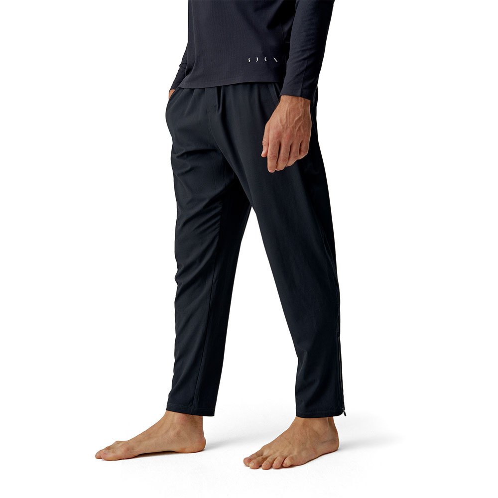 Born Living Yoga Okavango Joggers Schwarz M Mann von Born Living Yoga