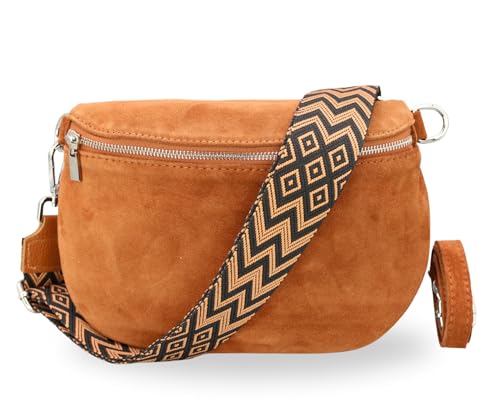 BRISE Bauchtasche Damen Wildleder AFIA Handgemachte Umhängetasche Crossbody Bag mit Ledergurt + Optionalen Breiten Gemusterten Riemen 3 Fächer Stylische Made in Italy Gürteltasche (Cognac Braun-4) von Brise Art