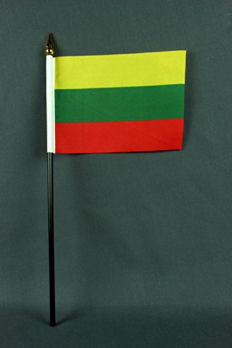 Buddel Bini Kleine Tischflagge Litauen 15x10 cm mit 30 cm Mast aus PVC-Rohr, ohne Ständerfuß Buddel Bini Kleine Tischflagge Litauen 15x10 cm mit 30 cm Mast aus PVC-Rohr, ohne Ständerfuß von Buddel Bini