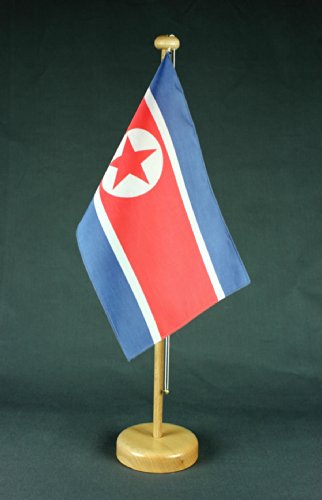 Buddel Bini Nordkorea Nord Korea Tischflagge 15x25 cm in Profiqualität, mit 42 cm Massivholz - Tischständer Buddel Bini Nordkorea Nord Korea Tischflagge 15x25 cm in Profiqualität, mit 42 cm Massivholz - Tischständer von Buddel Bini