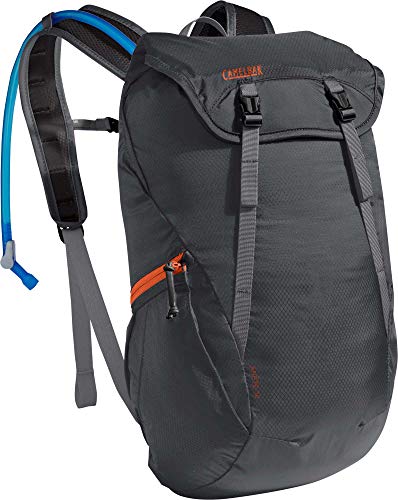 CAMELBAK Arete 18 Trinkrucksack 18L mit 1.5L Reservoir Trinksystem, Holzkohle/KOI, One Size CAMELBAK Arete 18 Trinkrucksack 18L mit 1.5L Reservoir Trinksystem, Holzkohle/KOI, One Size von CAMELBAK