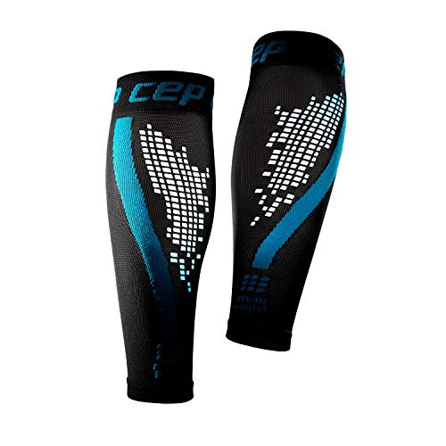 CEP - Nighttech Calf Sleeve 2.0 Reflektierende Beinstulpen/Wadenschoner für Damen, Socken für präzise Wadenkompression, Unisex, WS4L0, blau, V CEP - Nighttech Calf Sleeve 2.0 Reflektierende Beinstulpen/Wadenschoner für Damen, Socken für präzise Wadenkompression, Unisex, WS4L0, blau, V von CEP