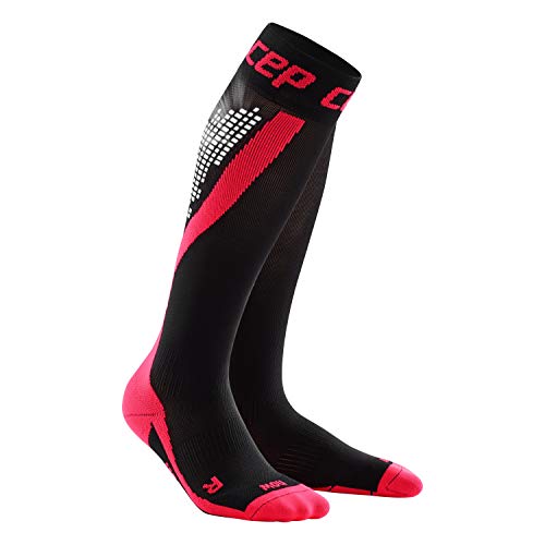 CEP - NIGHTTECH SOCKS, Laufsocken mit Farbereflektoren, lang für Damen, pink in Größe II, Kompressionsstrümpfe made by medi für Power auch bei Dunkelheit CEP - NIGHTTECH SOCKS, Laufsocken mit Farbereflektoren, lang für Damen, pink in Größe II, Kompressionsstrümpfe made by medi für Power auch bei Dunkelheit von CEP