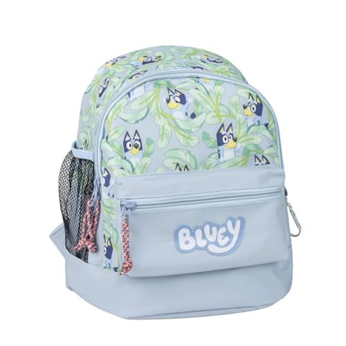 Bluey Trekking Style Backpack - Farbe Blau - 23x27x15 cm - Hergestellt aus Polyester - Mehrere Taschen - Verstellbarer Gurt und Griffe - Bluey Print - Original Produkt entworfen in Spanien von CERDÁ LIFE'S LITTLE MOMENTS