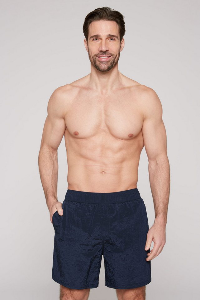 CMPD Badeshorts mit Einschubtaschen & einer Gesäßtasche CMPD Badeshorts mit Einschubtaschen & einer Gesäßtasche von CMPD