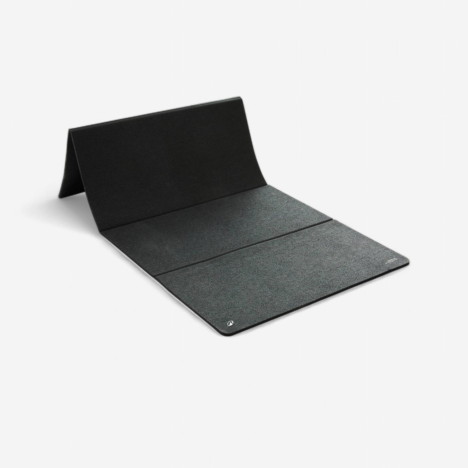 Fitnessmatte faltbar 8 mm In- und Outdoor ‒ schwarz Fitnessmatte faltbar 8 mm In- und Outdoor ‒ schwarz von CORENGTH