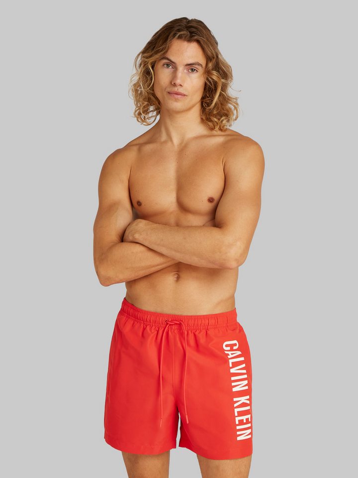 Calvin Klein Swimwear Badeshorts MEDIUM DRAWSTRING mit großem Logo Calvin Klein Swimwear Badeshorts MEDIUM DRAWSTRING mit großem Logo von Calvin Klein Swimwear