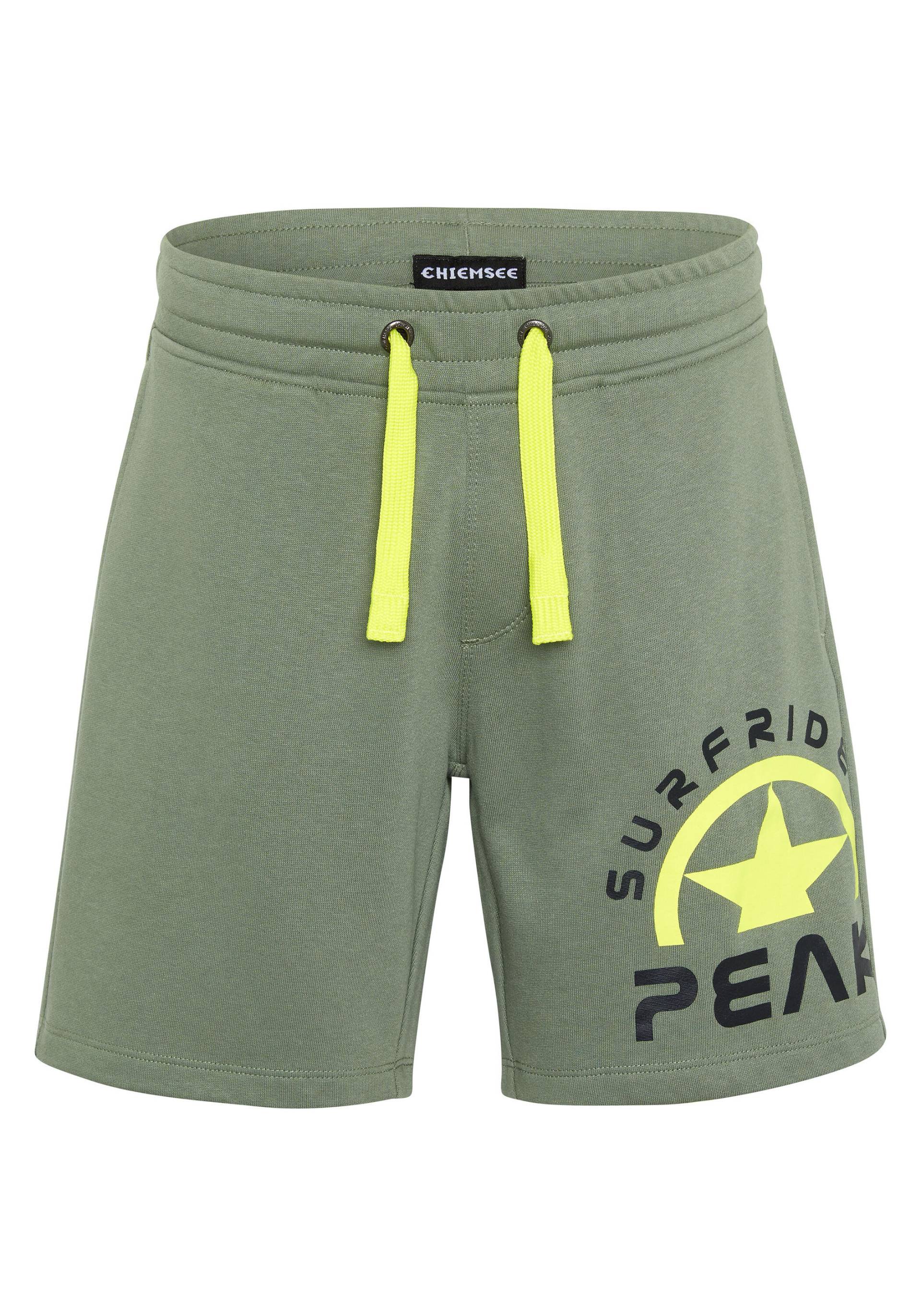 Bermuda-Shorts im SURF RIDERS PEAK Design von Chiemsee