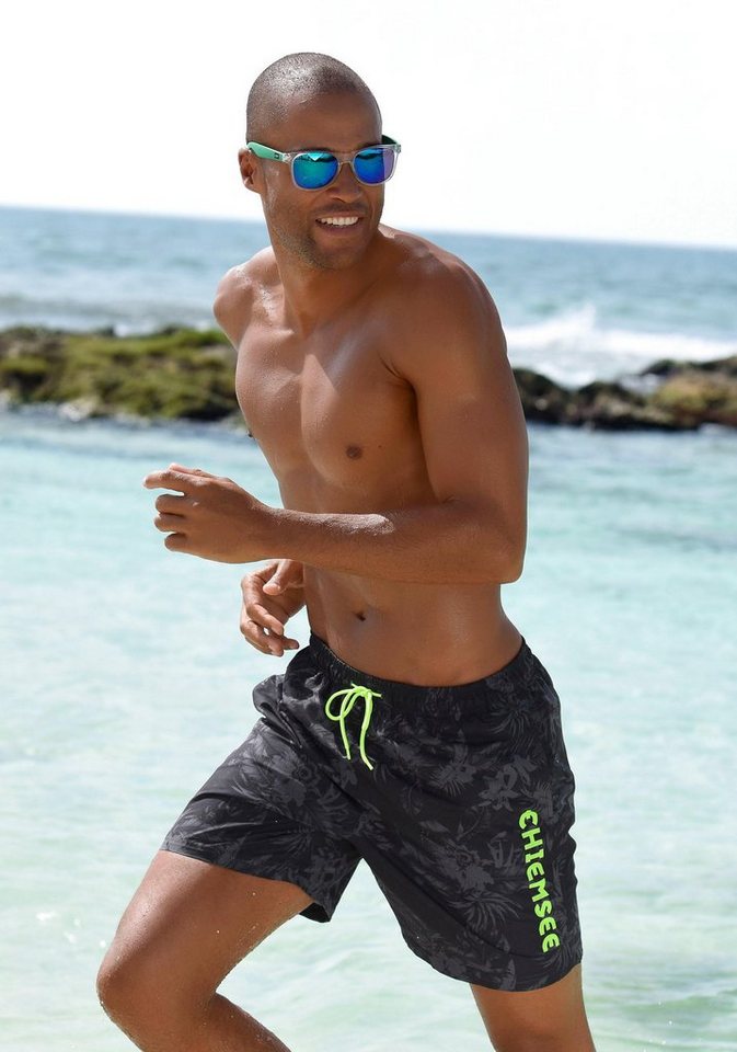 Chiemsee Badeshorts Esra mit Dschungelprint Chiemsee Badeshorts Esra mit Dschungelprint von Chiemsee
