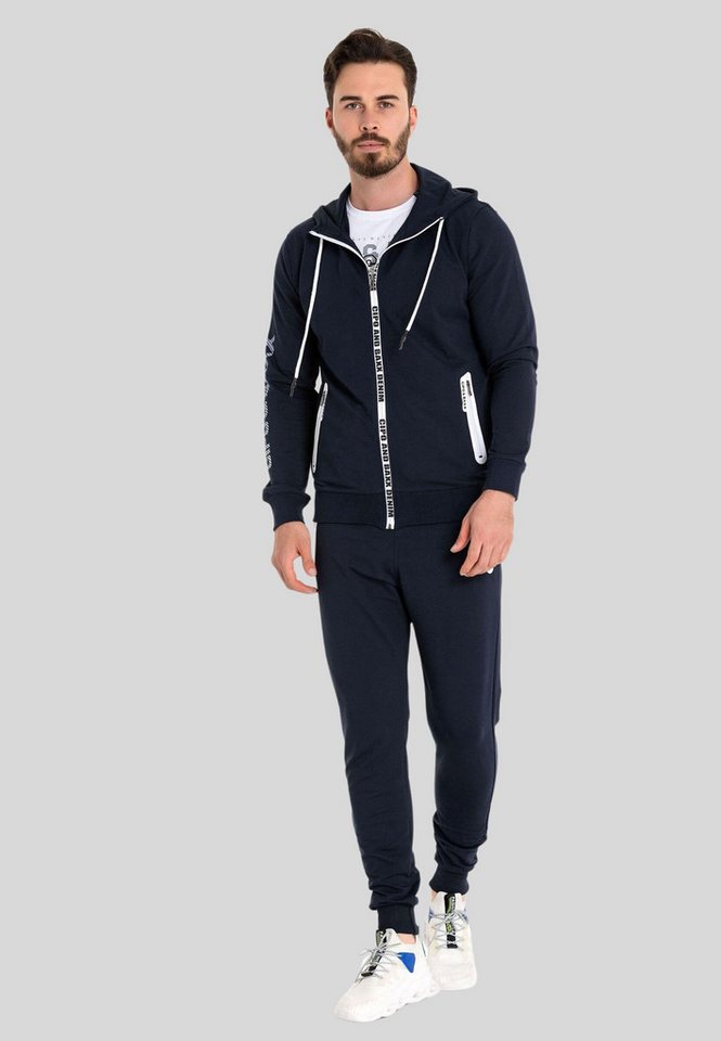 Cipo & Baxx Trainingsanzug HOMEWEAR, mit Allover-Musterung Cipo & Baxx Trainingsanzug HOMEWEAR, mit Allover-Musterung von Cipo & Baxx