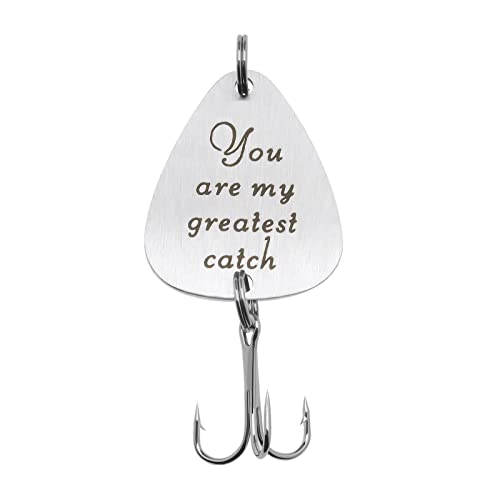 Create idea Personalisierter Drillings Angelhaken Edelstahl Angelhaken Gravur Worte Sie sind Mein größter Fang Romantisches Geschenk für Freund Ehemann Fischer Create idea Personalisierter Drillings Angelhaken Edelstahl Angelhaken Gravur Worte Sie sind Mein größter Fang Romantisches Geschenk für Freund Ehemann Fischer von Create idea