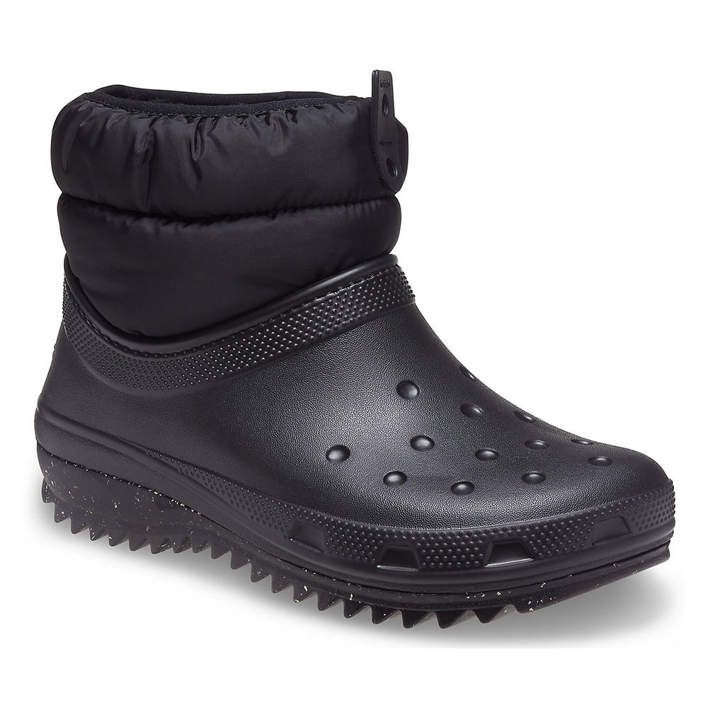 Crocs Classic Neo Puff Shorty Snow Boots Schwarz EU 38 1/2 Frau von Crocs