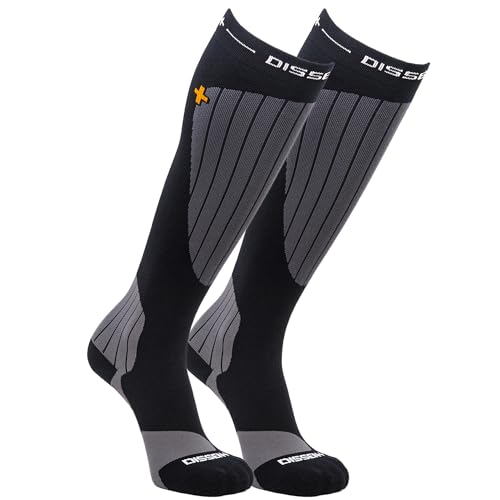 DISSENT Unisex Chaussettes De - Gfx Compression Genuflex Ski Socken, Orange, 36-39 EU DISSENT Unisex Chaussettes De - Gfx Compression Genuflex Ski Socken, Orange, 36-39 EU von DISSENT