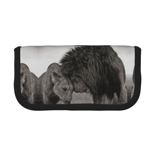 DNBCLEZK Großes Federmäppchen aus Segeltuch mit Löwen- und Löwenmotiv, für Mädchen und Jungen, personalisierbar, Schreibwaren-Aufbewahrungstaschen, Schwarz , Einheitsgröße, Taschen-Organizer DNBCLEZK Großes Federmäppchen aus Segeltuch mit Löwen- und Löwenmotiv, für Mädchen und Jungen, personalisierbar, Schreibwaren-Aufbewahrungstaschen, Schwarz , Einheitsgröße, Taschen-Organizer von DNBCLEZK