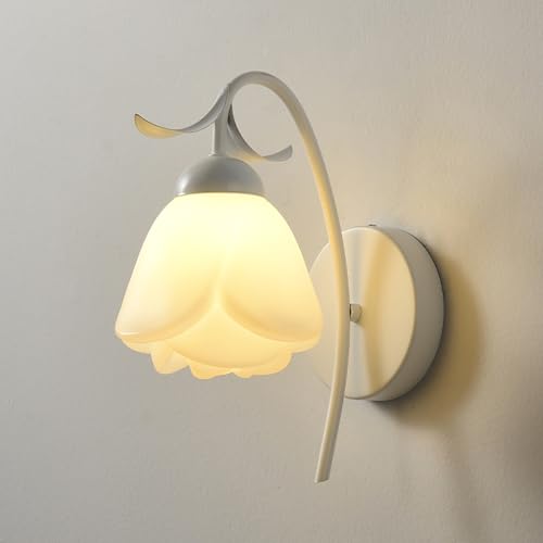 Wandlampe, weiße Wandleuchte mit rosa PE-Schirm, moderne Zweig-Wandlampe, nordische Wohndekor-Beleuchtungsvorrichtung, festverdrahtete Metall-Wandleuchte für Schlafzimmer, Wohnzimmer, Esszimmer, G9 von DRINGP