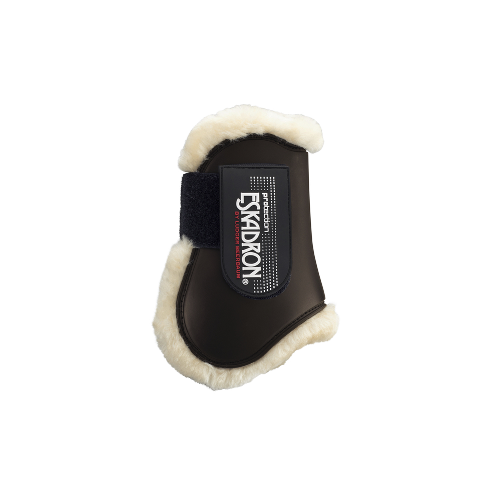 Eskadron Basics Fauxfur Compact Streichkappe hinten von Eskadron