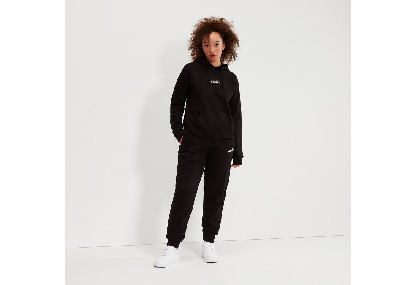Ellesse Kapuzensweatshirt D KAPUZENSWEATSHIRT Ellesse Kapuzensweatshirt D KAPUZENSWEATSHIRT von Ellesse