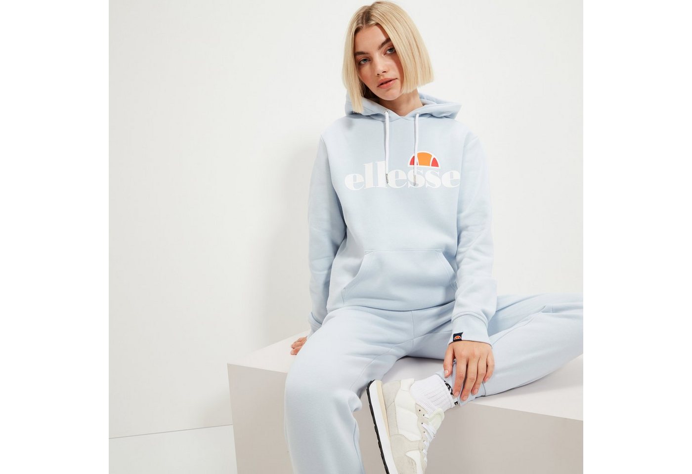 Ellesse Kapuzensweatshirt D KAPUZENSWEATSHIRT von Ellesse