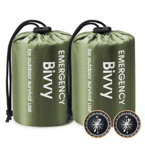 Esky Biwaksack, 2 Stück Notfall Schlafsack Biwaksäcke Wasserdicht Thermo Leicht Wasserdicht Überlebenssack Mit Pfeife und Kompass Ausrüstung Survival Ideal zum Zelten Wandern und Abenteuer Grün Esky Biwaksack, 2 Stück Notfall Schlafsack Biwaksäcke Wasserdicht Thermo Leicht Wasserdicht Überlebenssack Mit Pfeife und Kompass Ausrüstung Survival Ideal zum Zelten Wandern und Abenteuer Grün von Esky