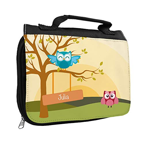 Kulturbeutel mit Namen Julia und Eulen-Motiv mit Baum für Mädchen | Kulturtasche mit Vornamen | Waschtasche für Kinder Kulturbeutel mit Namen Julia und Eulen-Motiv mit Baum für Mädchen | Kulturtasche mit Vornamen | Waschtasche für Kinder von Eurofoto