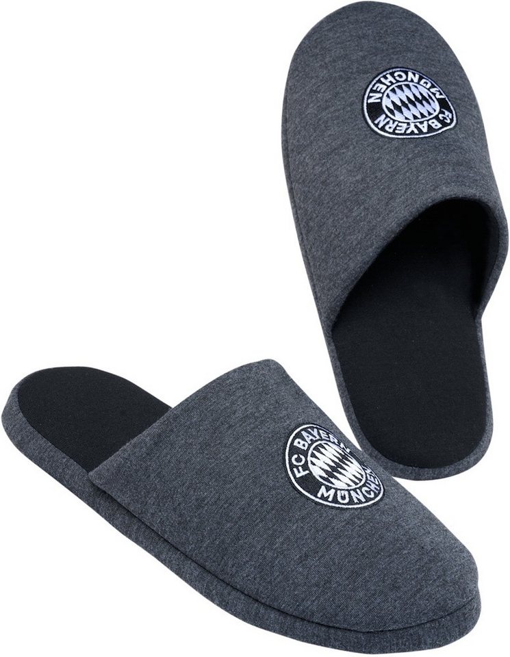 FC Bayern München Pantoffeln Logo Sneaker FC Bayern München Pantoffeln Logo Sneaker von FC Bayern München