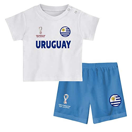 FIFA Unisex Kinder, White, Kids Official World Cup 2022 & -Uruguay Away Country Tee Shorts Set, Medium Age 3 UK FIFA Unisex Kinder, White, Kids Official World Cup 2022 & -Uruguay Away Country Tee Shorts Set, Medium Age 3 UK von FIFA